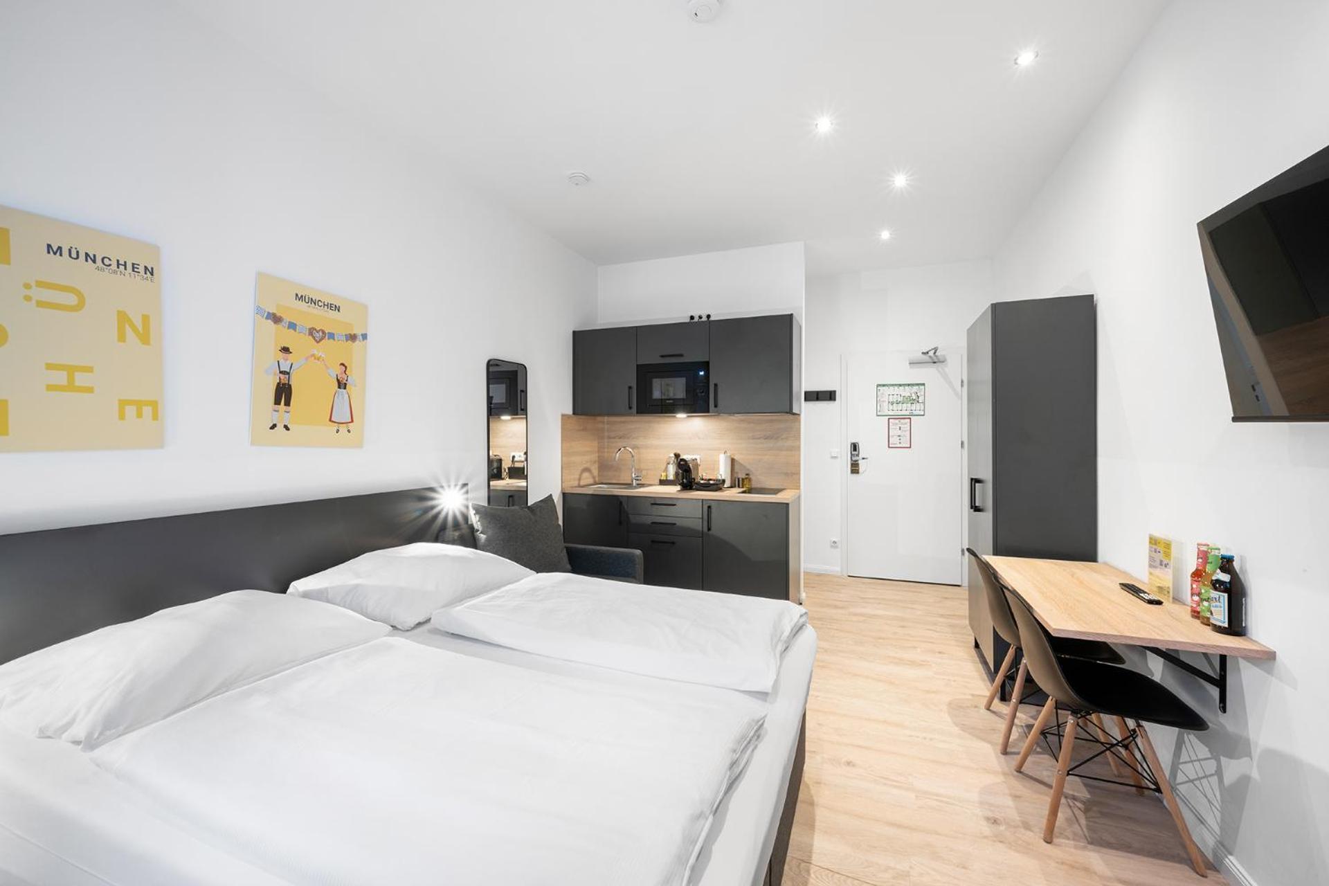 Servus By Homaris * Monaco di Baviera